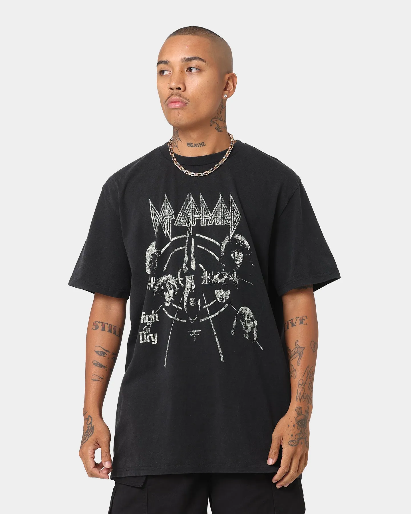 Def Leppard High N Dry T-Shirt Black Wash
