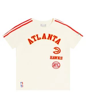 NBA ATLANTA HAWKS RETRO CLASSIC SINGLE JERSEY BIG BOYS SINGLE JERSEY TAPING TEE (EGGSHELL/ RED) NBA ATLANTA HAWKS RETRO CLASSIC SINGLE JERSEY BIG BOYS SINGLE JERSEY TAPING TEE (EGGSHELL/ RED)